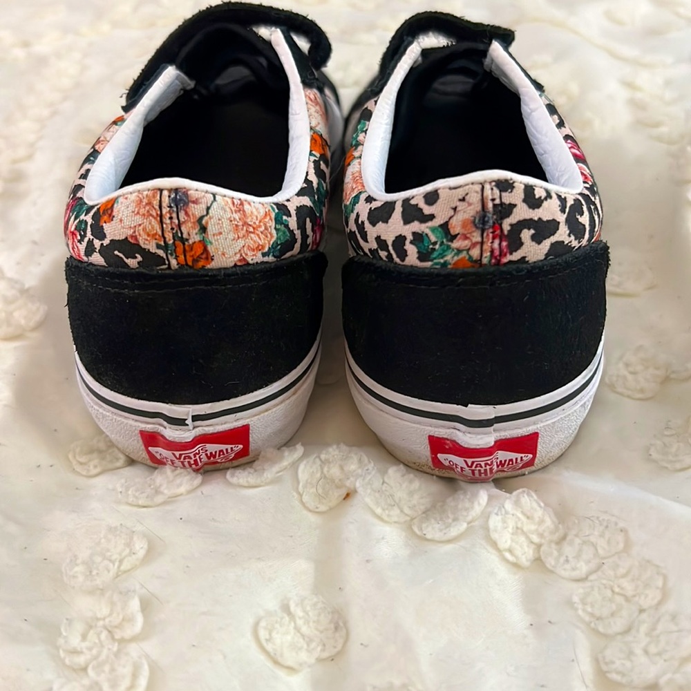 Matching Mama + Mini Vans - Picture 5 of 7